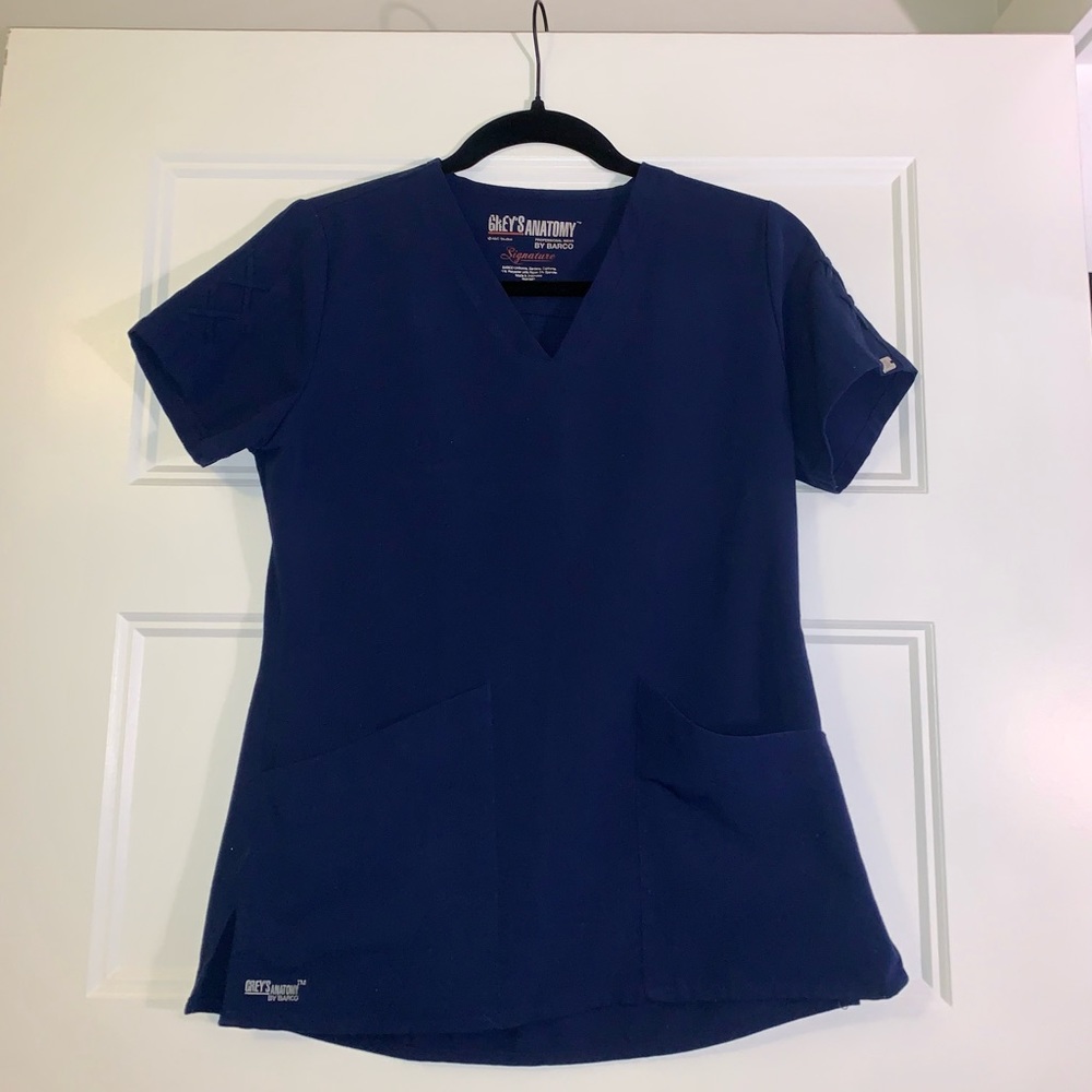 Greys Anatomy XS V-neck Scrub Top